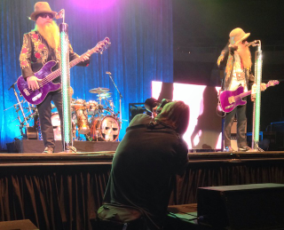Illustration for article titled Randy Johnson Is Still Photographing Rock Stars